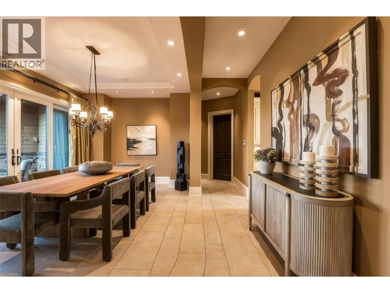 706 Highpointe Court
