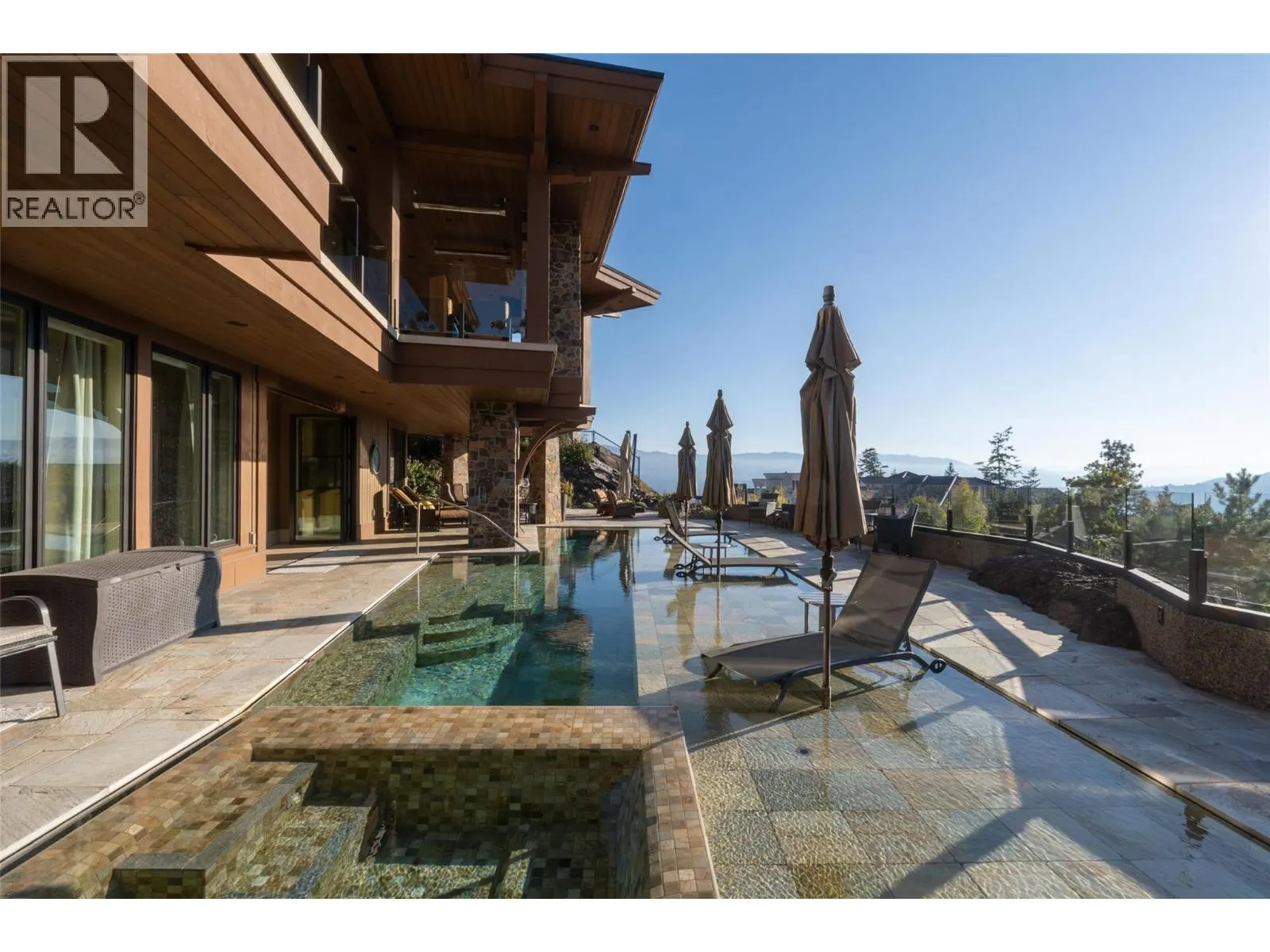 706 Highpointe Court