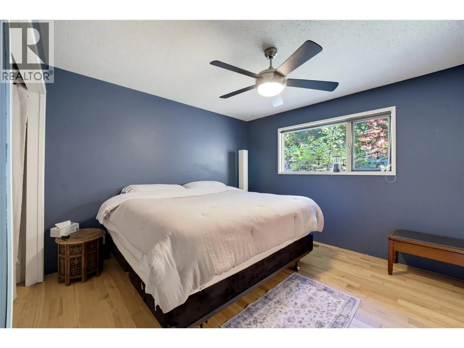 9020 Hummingbird Drive