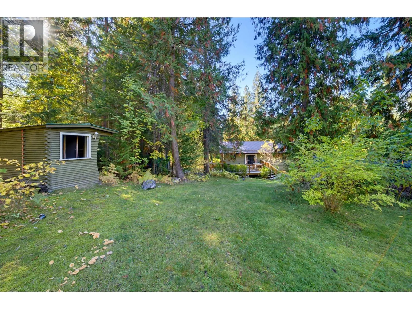 9020 Hummingbird Drive