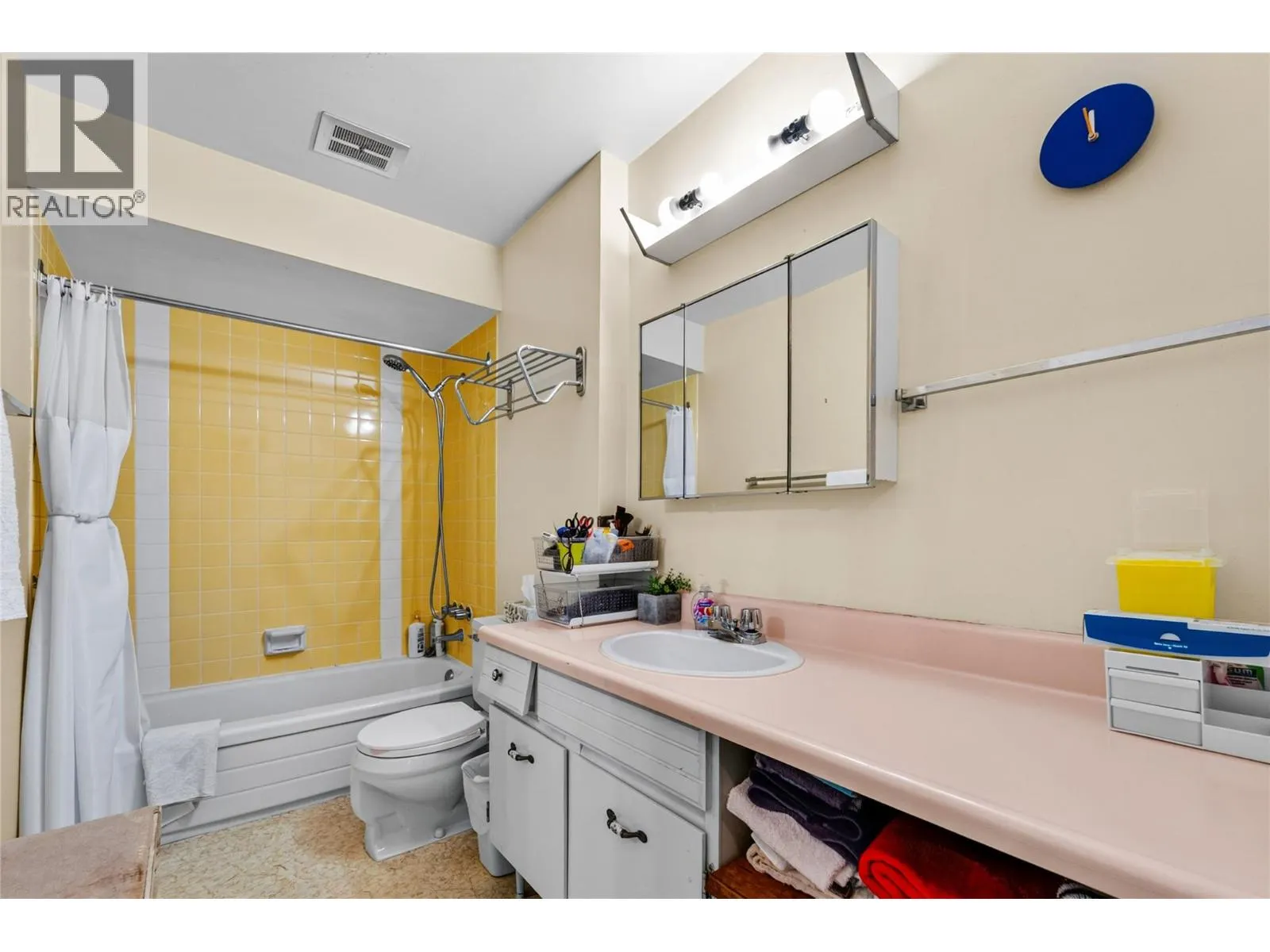 137 McGill Road Unit# 75