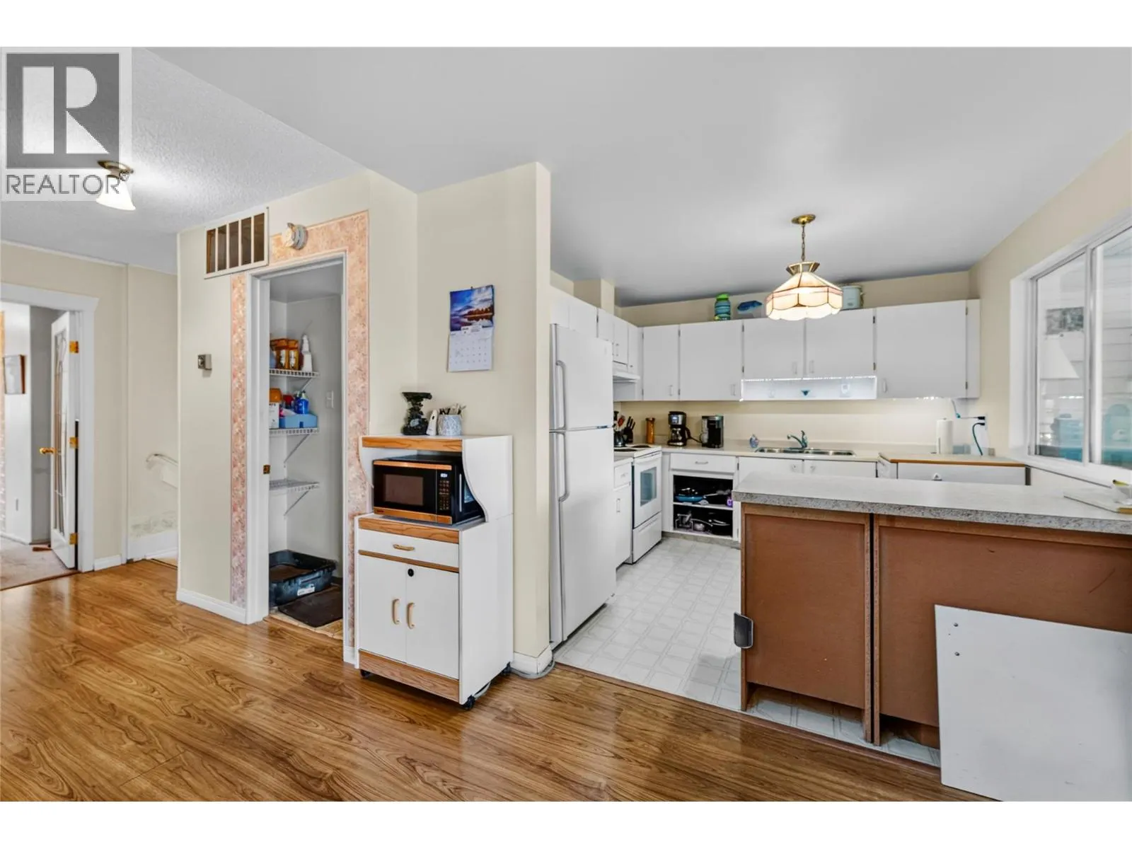 137 McGill Road Unit# 75