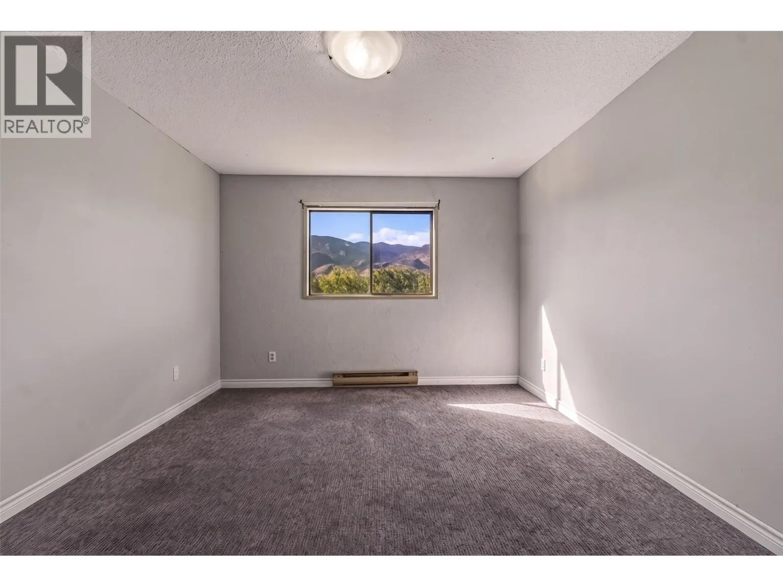 150 Skaha Place Unit# 413