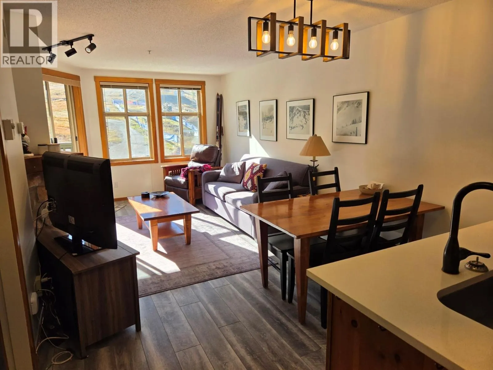 2050 Summit Drive Unit# 303