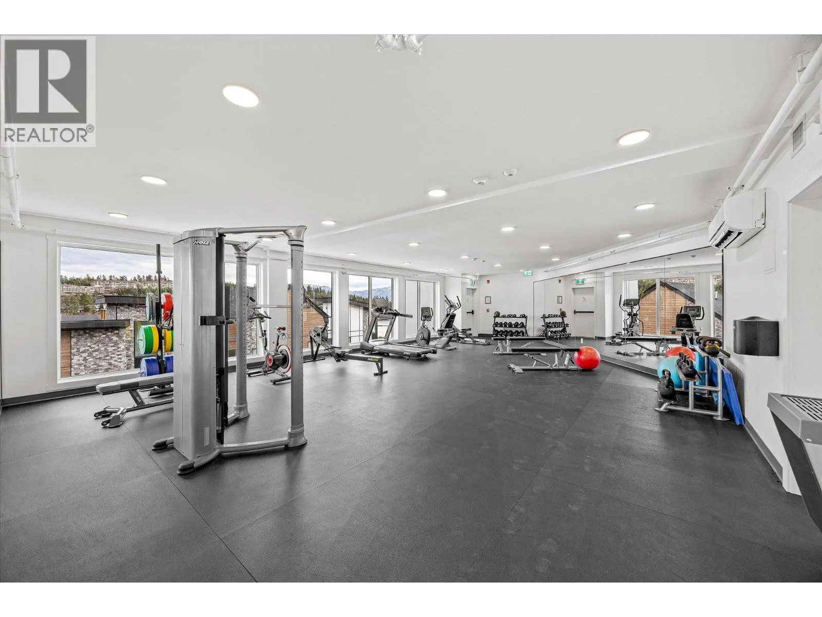 2735 SHANNON LAKE Road Unit# 303