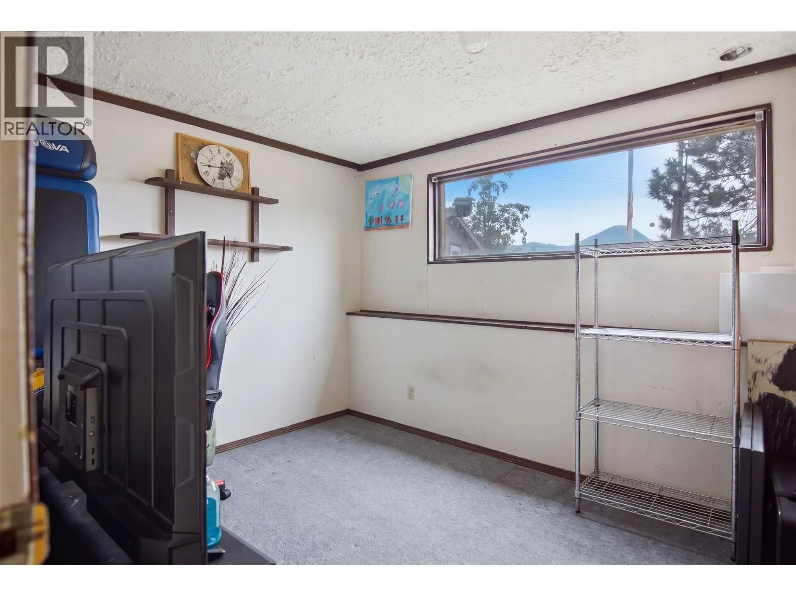 815 KAMBIA Crescent