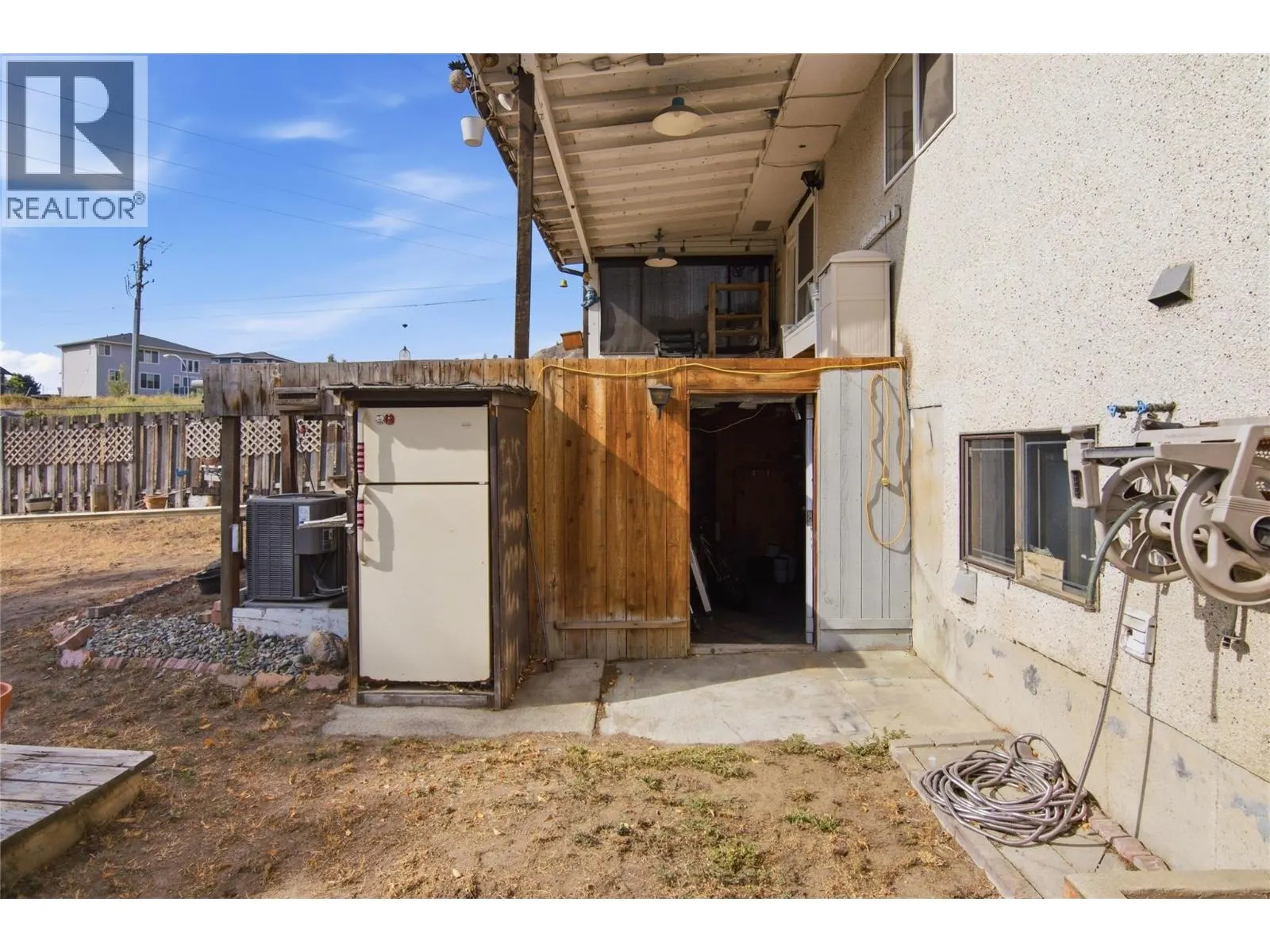 815 KAMBIA Crescent