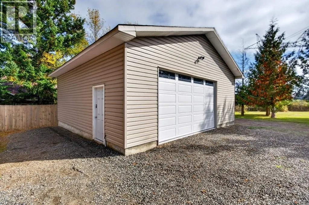 70 Islewood Dr