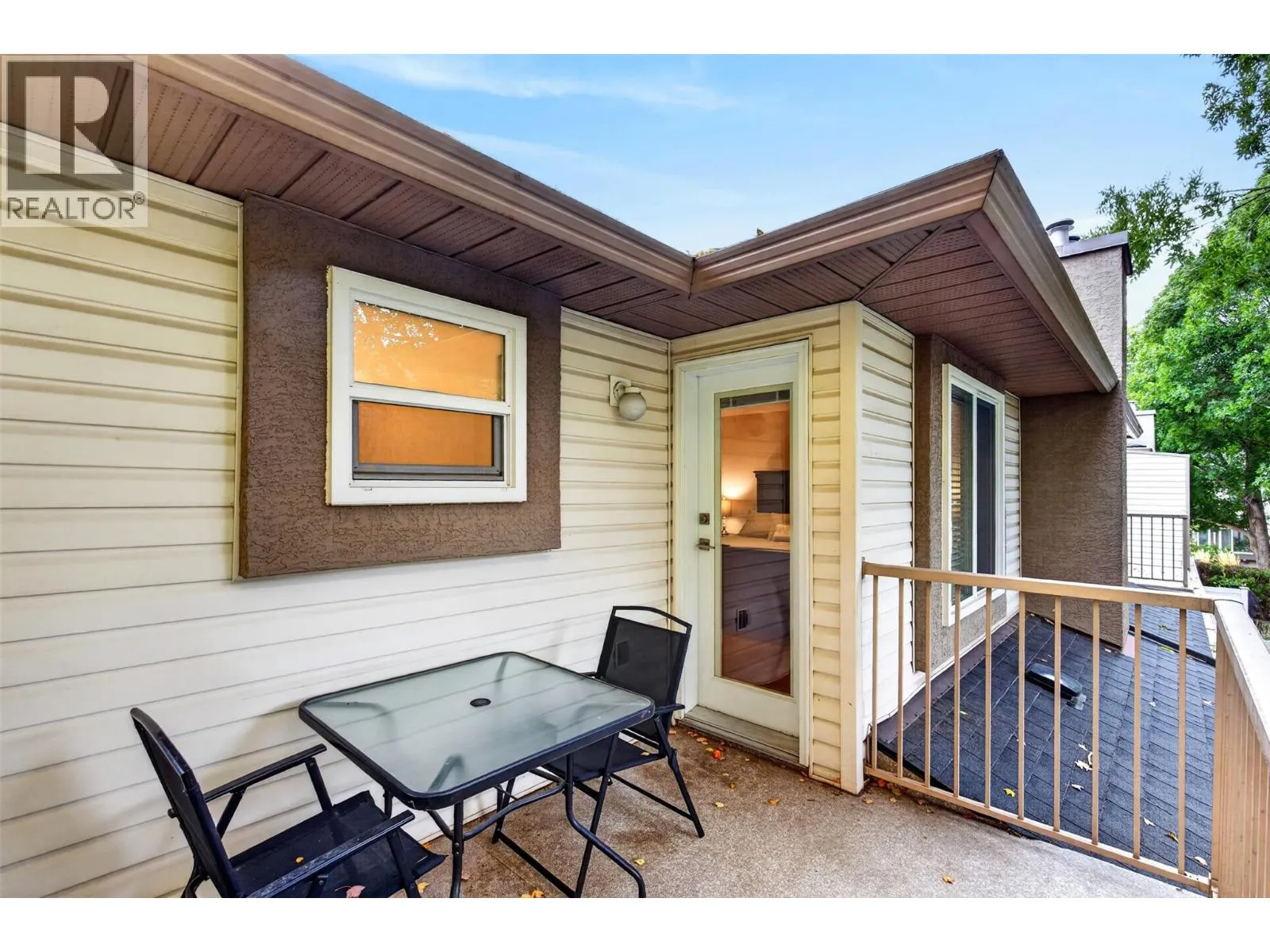 1853 Edgehill Avenue Unit# 10