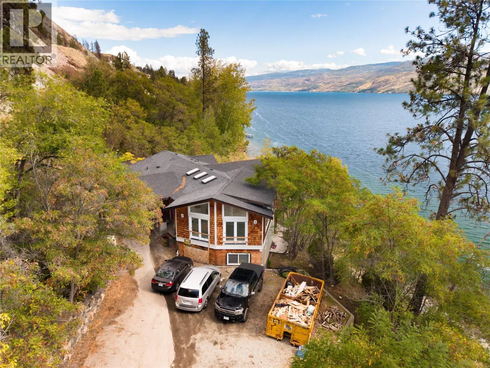 5181 Robinson Lane