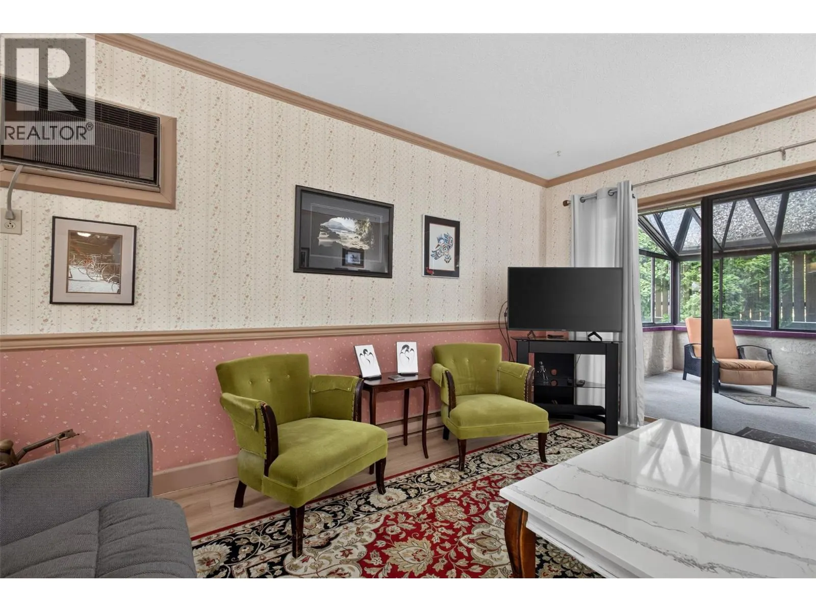 1229 Bernard Avenue Unit# 102