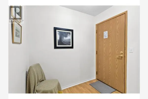 1045 Sutherland Avenue Unit# 214