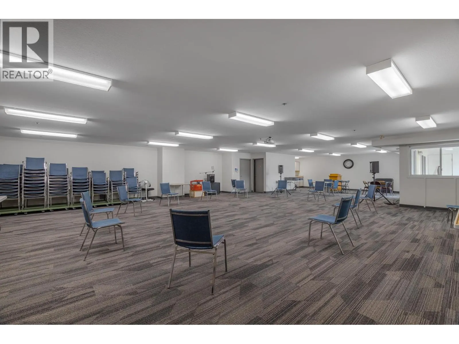 1045 Sutherland Avenue Unit# 214