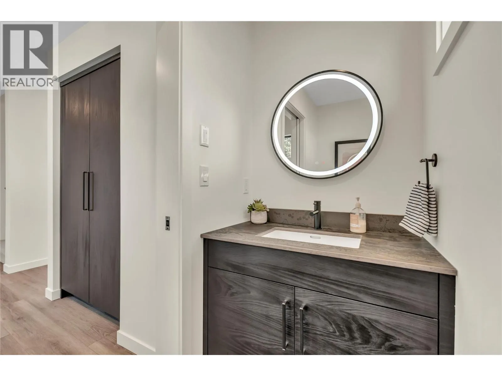 3331 Evergreen Drive Unit# 117