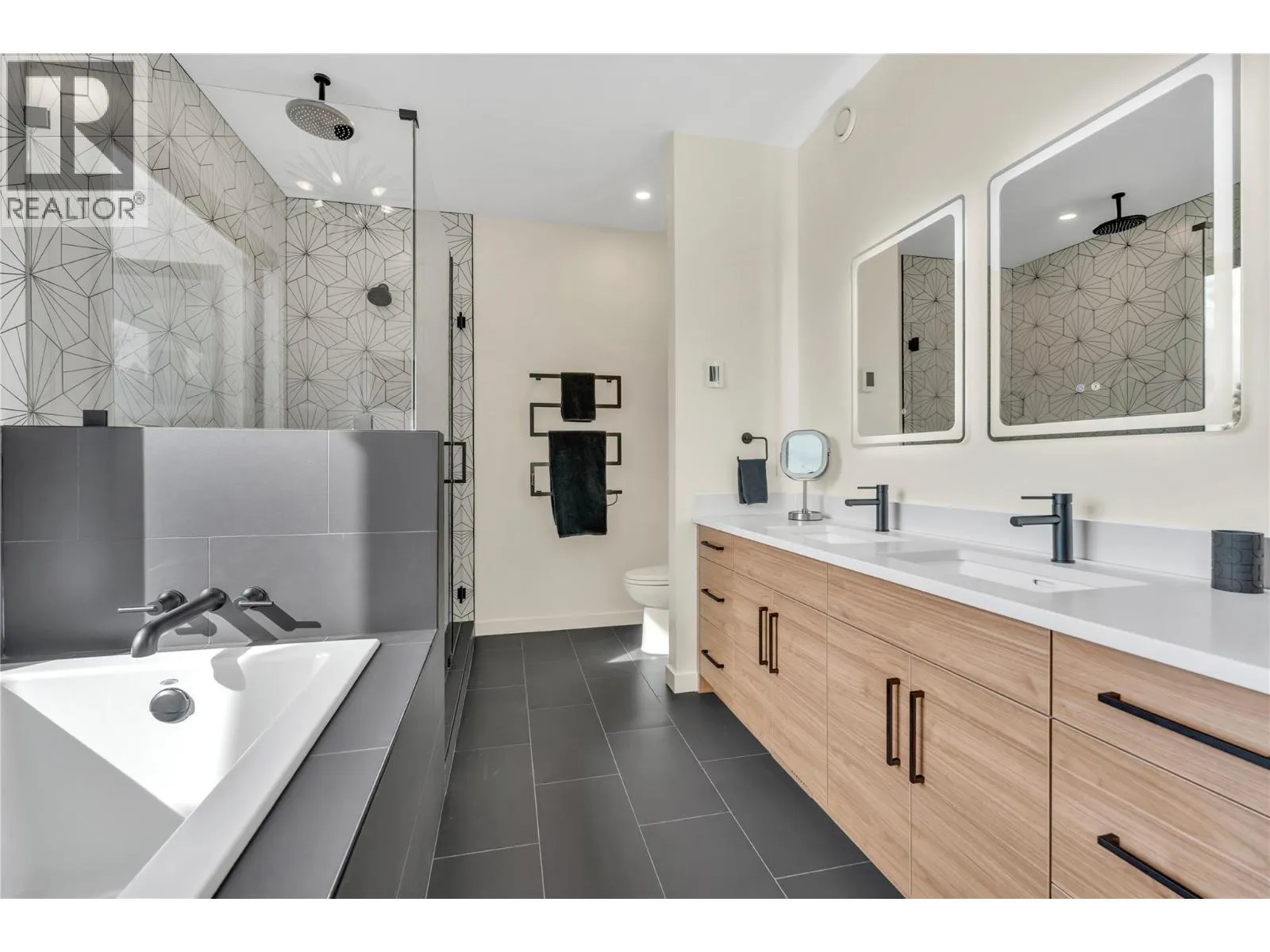 3331 Evergreen Drive Unit# 117