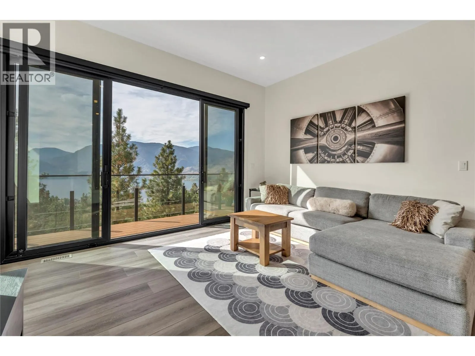 3331 Evergreen Drive Unit# 117