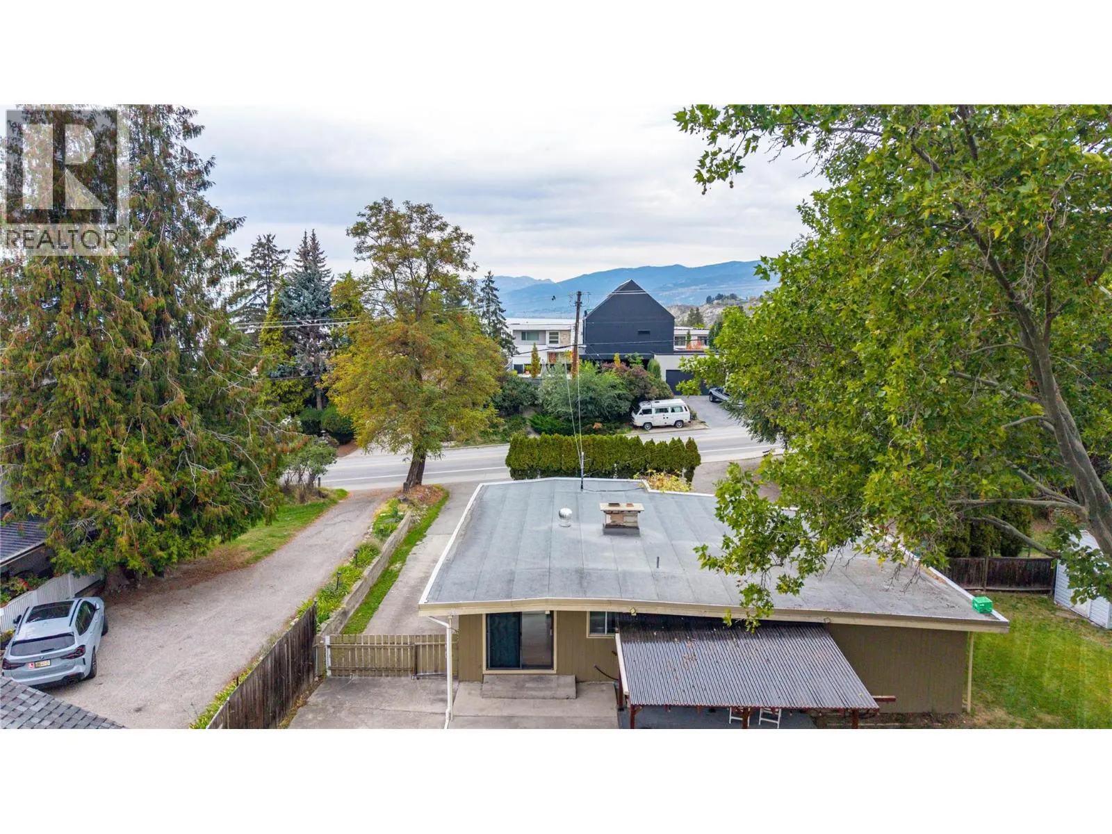 692 Vancouver Avenue
