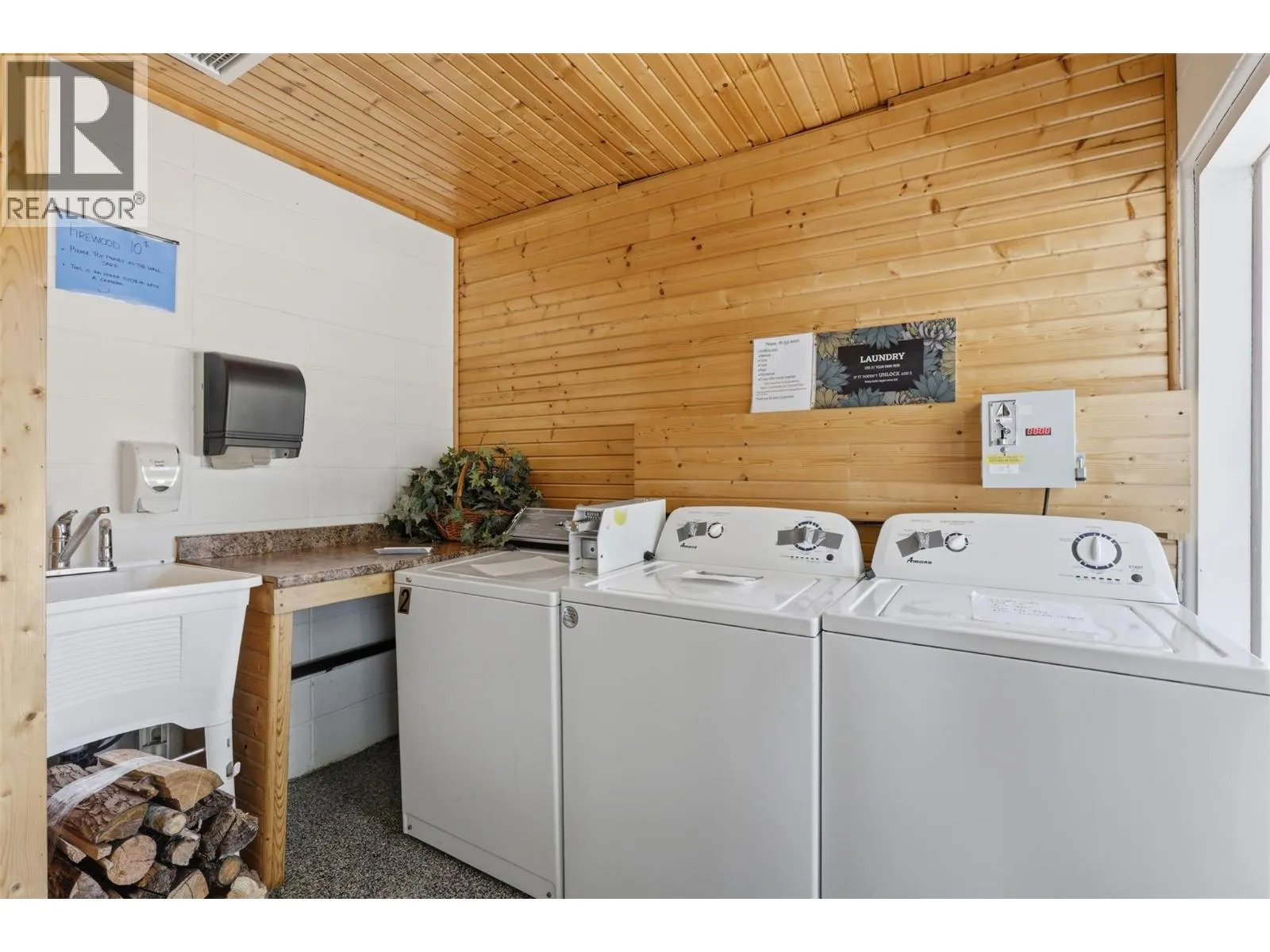 6670 Trans Canada Highway NE