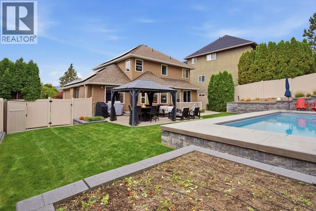 2097 Lillooet Crescent