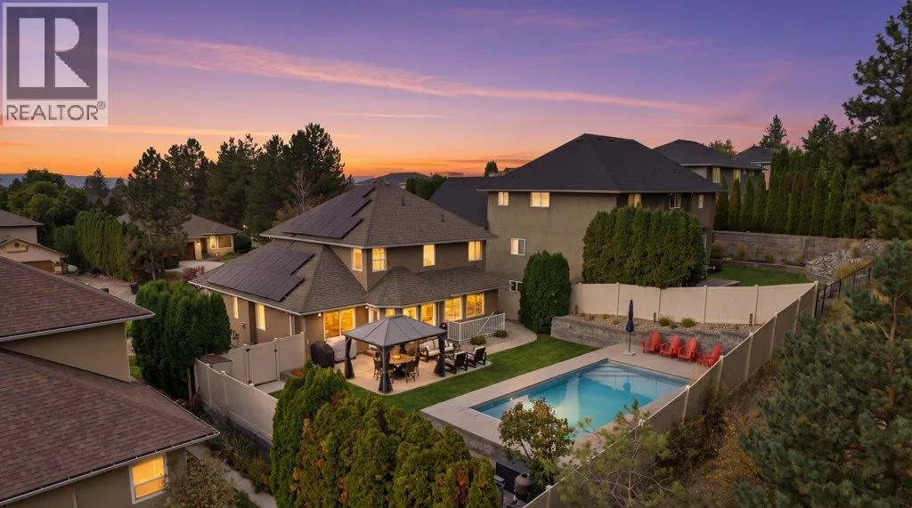 2097 Lillooet Crescent
