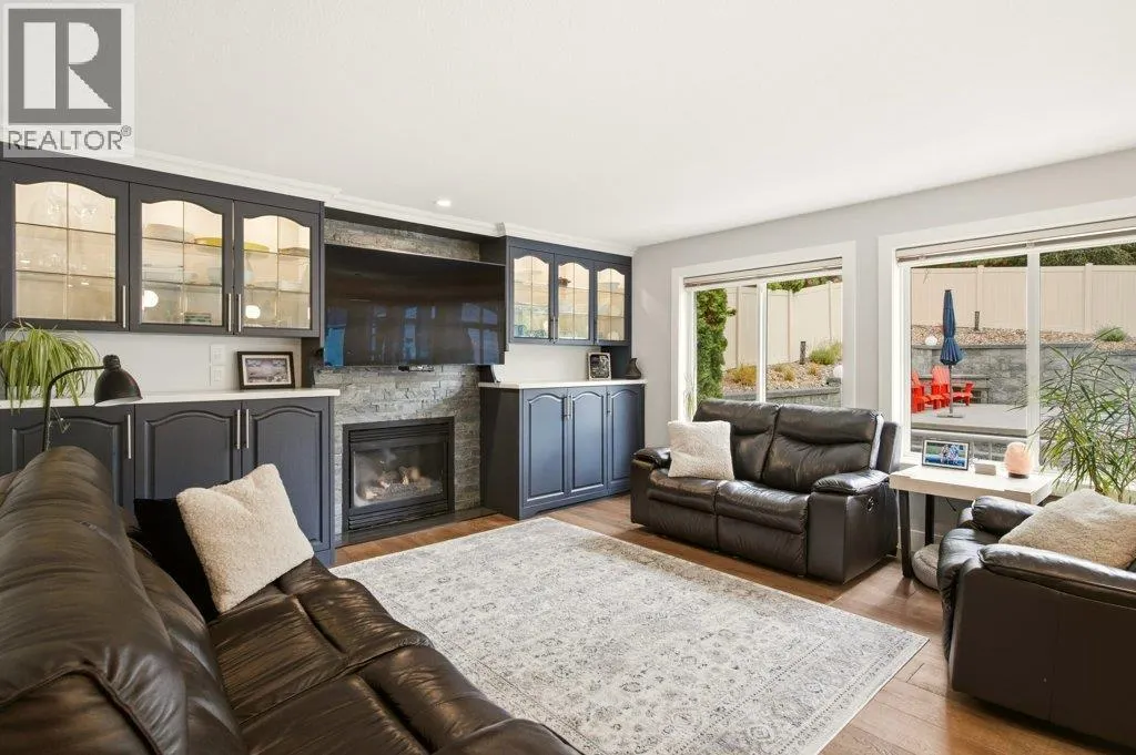 2097 Lillooet Crescent