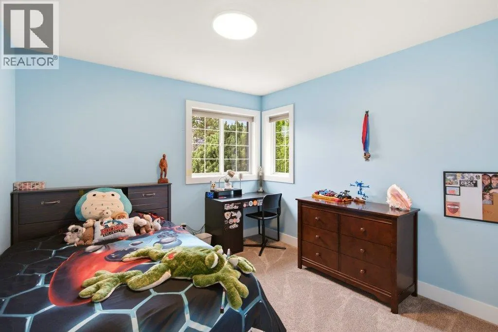 2097 Lillooet Crescent