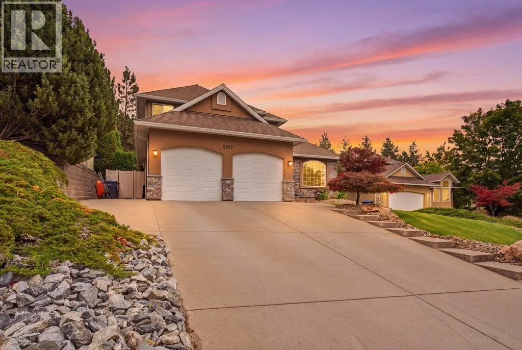 2097 Lillooet Crescent