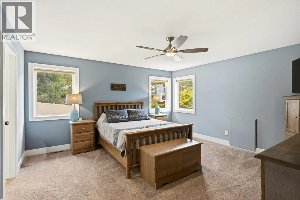 2097 Lillooet Crescent