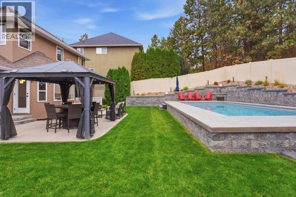 2097 Lillooet Crescent
