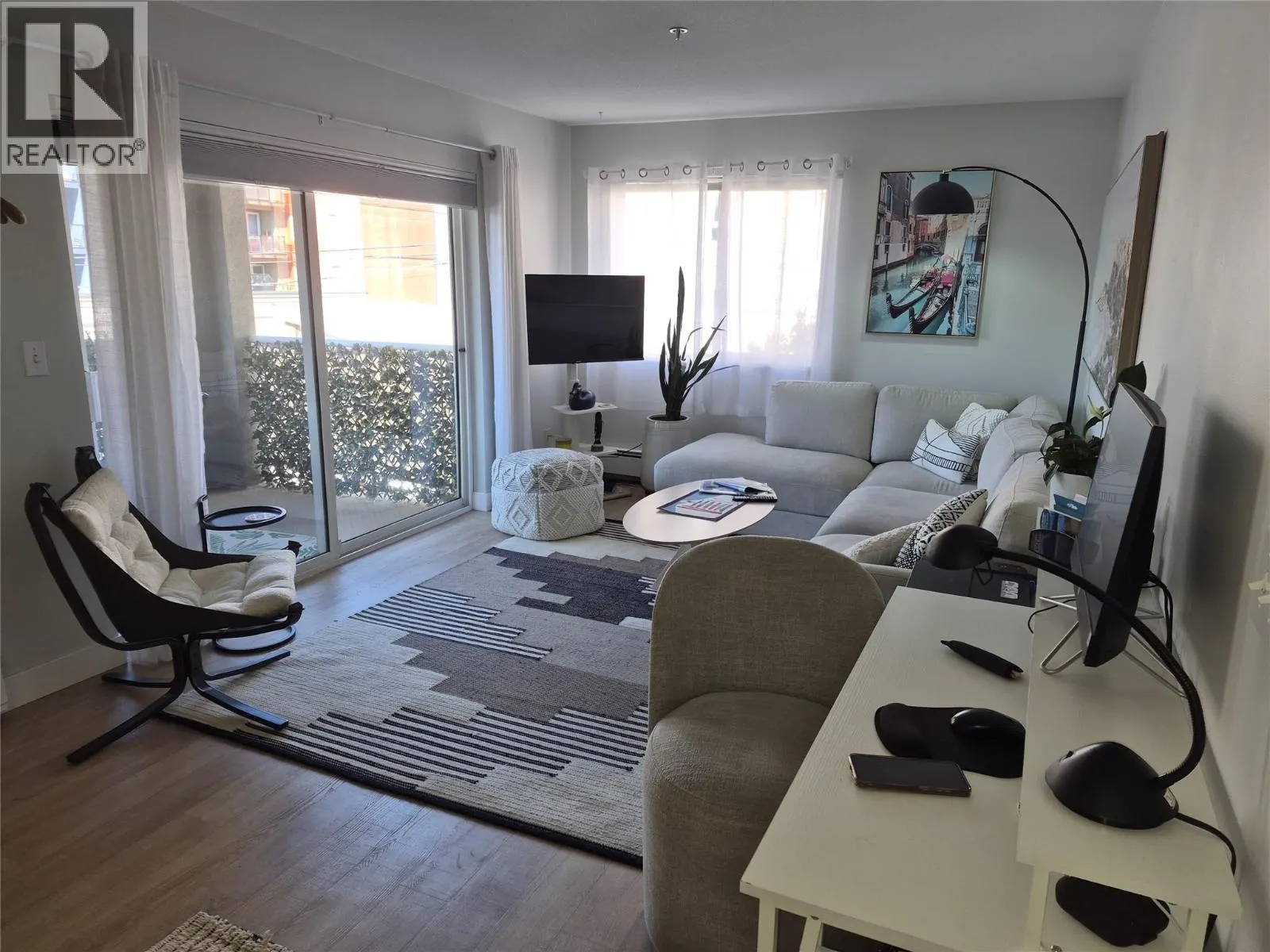 360 BATTLE Street Unit# 204