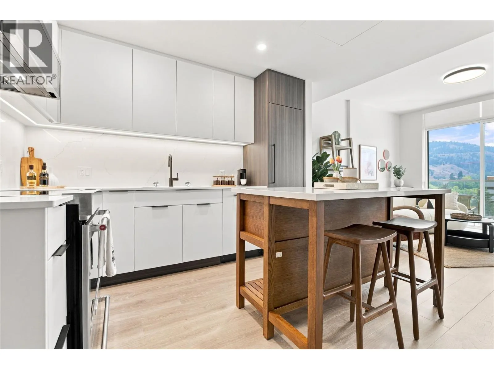 460 Nicola Street Unit# 1005