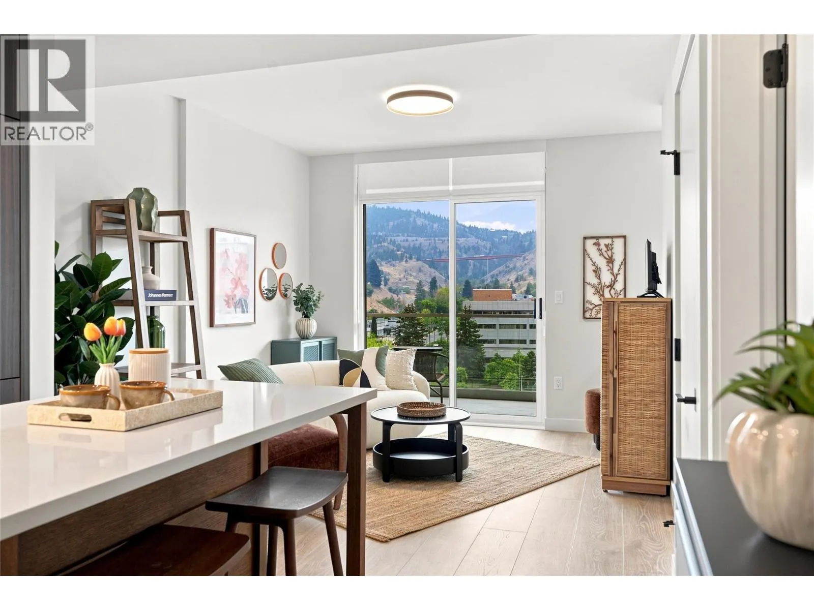 460 Nicola Street Unit# 1005