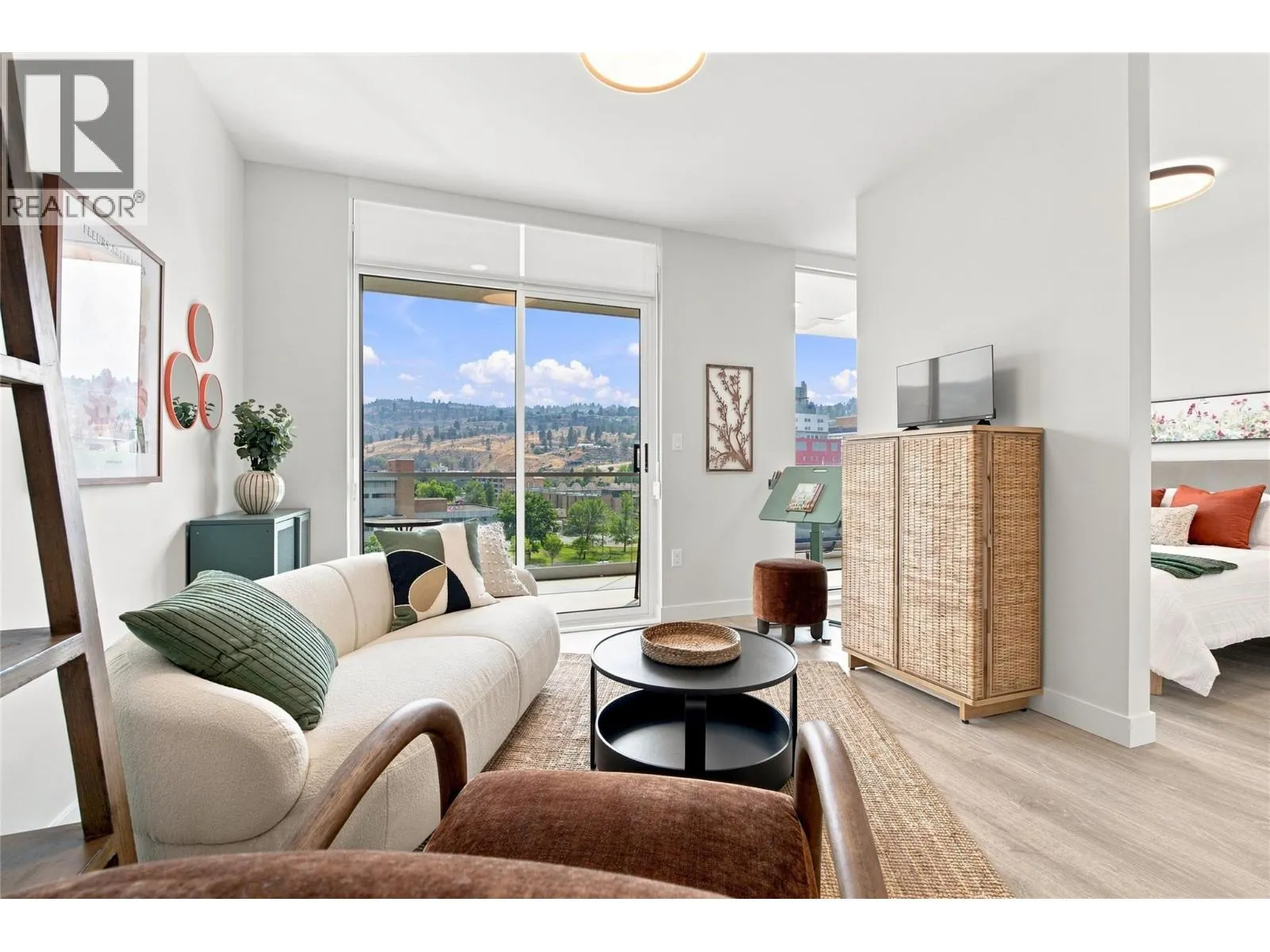 460 Nicola Street Unit# 1005