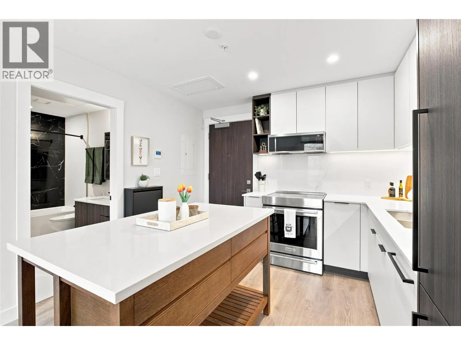 460 Nicola Street Unit# 1005