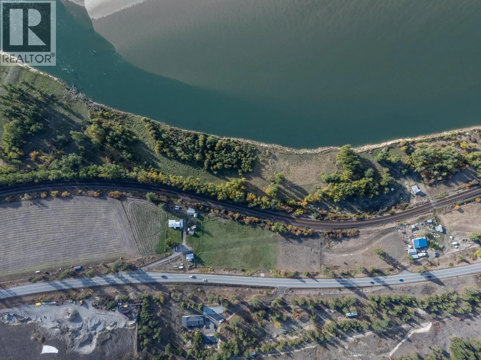 7941 Yellowhead Highway