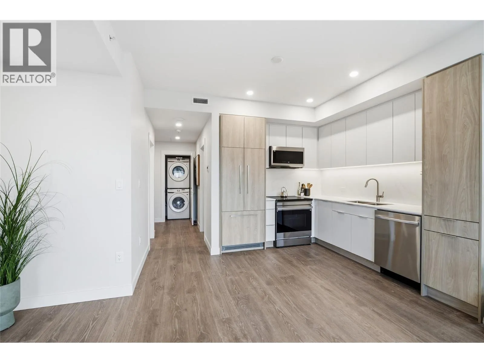 460 Nicola Street Unit# 508