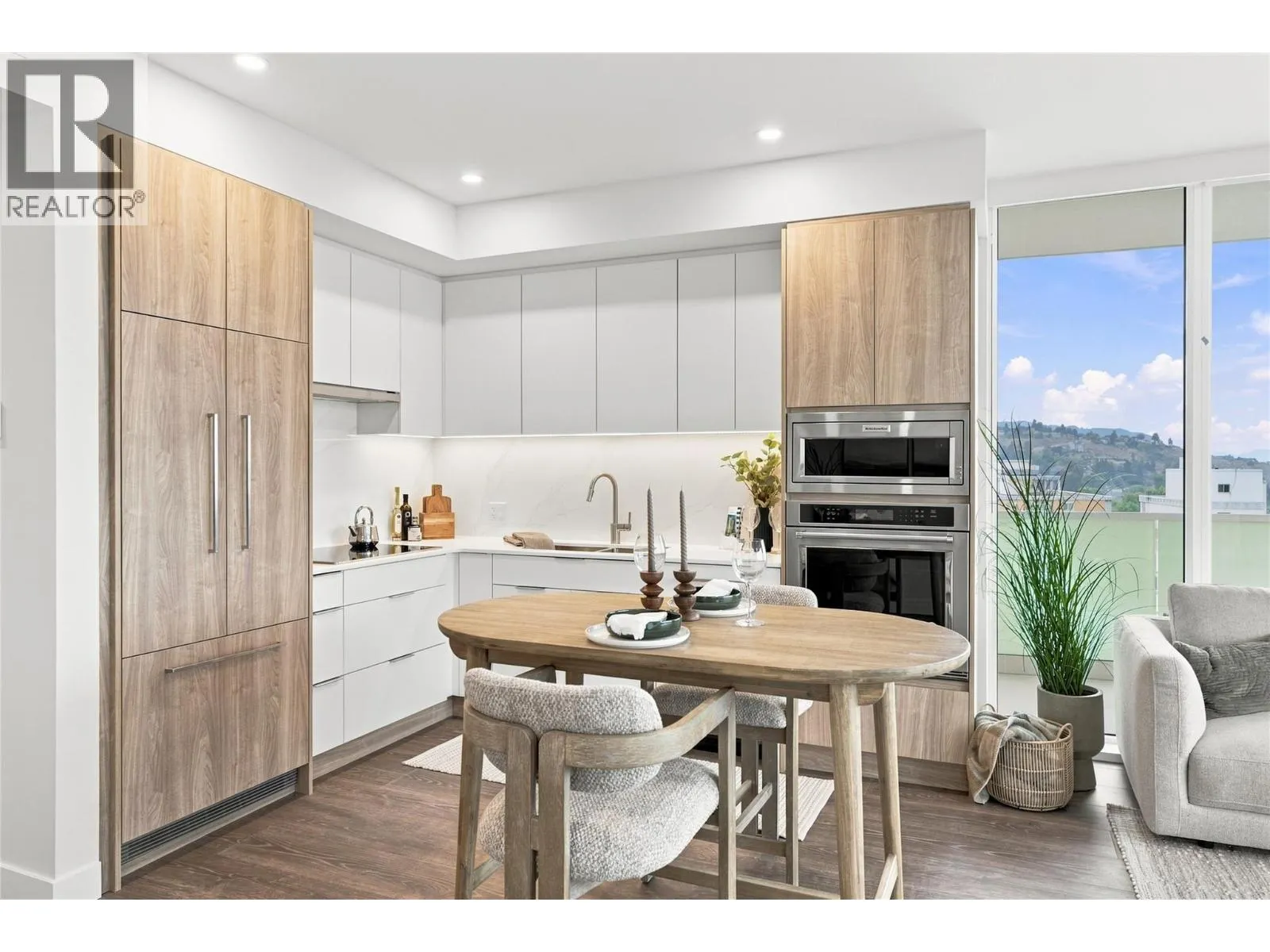 460 Nicola Street Unit# 1008