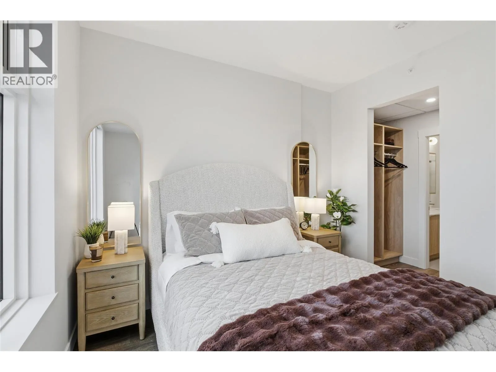 460 Nicola Street Unit# 1008