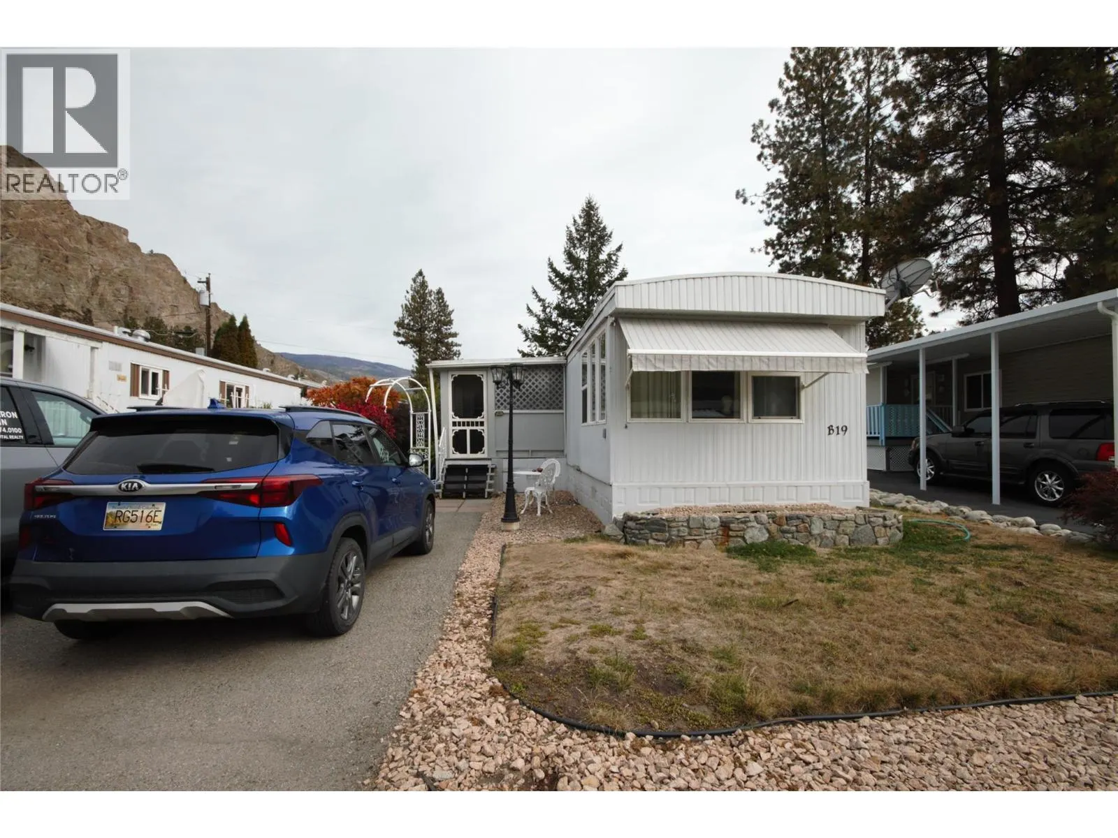 4505 MCLEAN CREEK Road Unit# B19