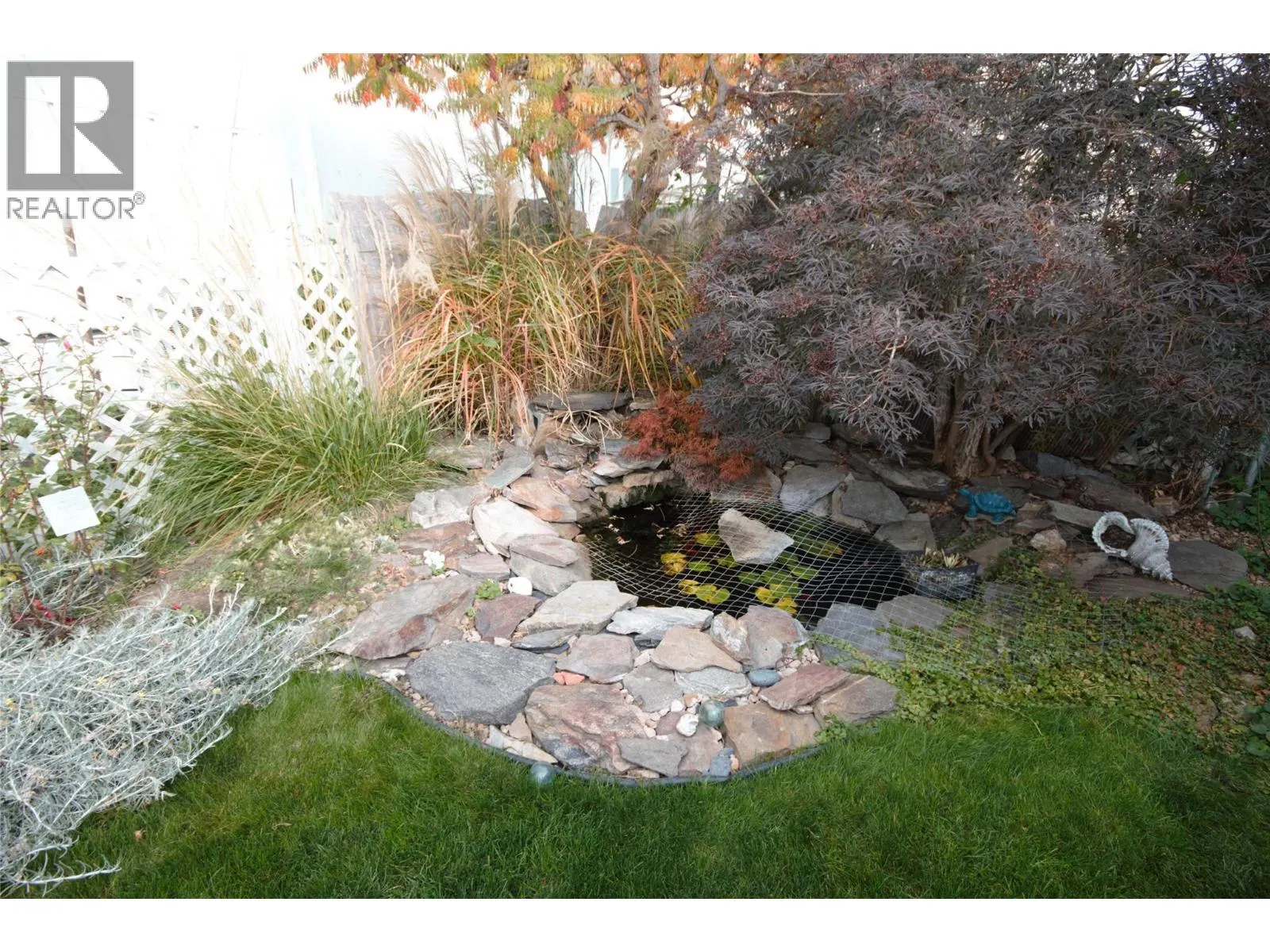 4505 MCLEAN CREEK Road Unit# B19