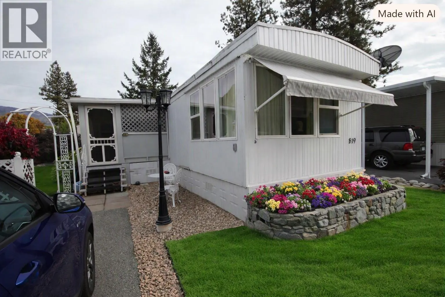 4505 MCLEAN CREEK Road Unit# B19