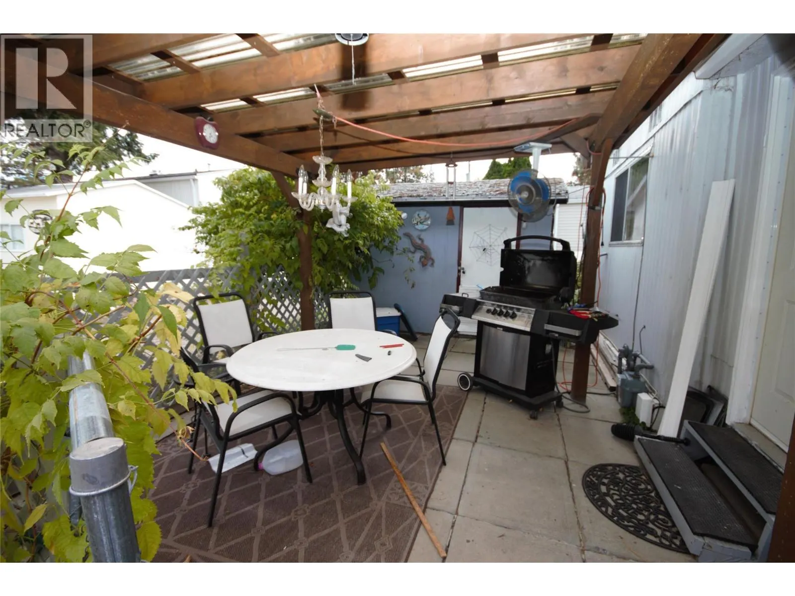 4505 MCLEAN CREEK Road Unit# B19