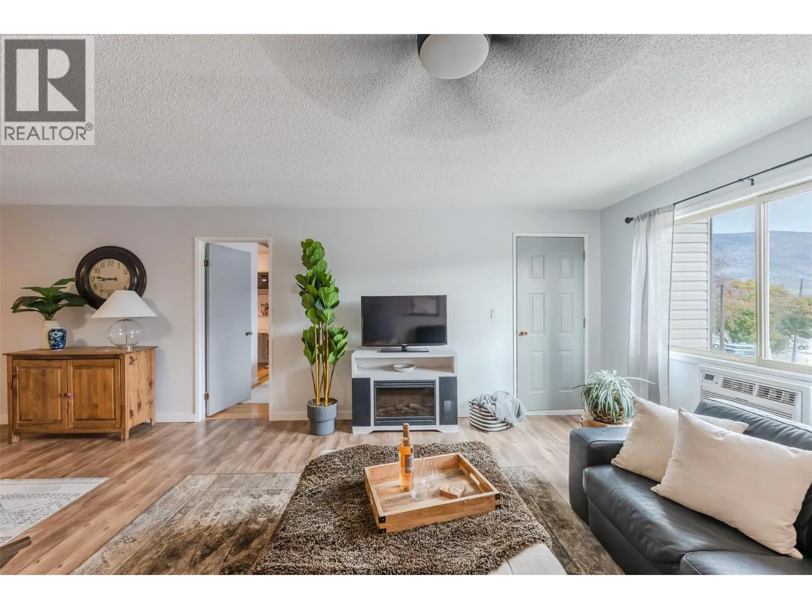 529 Co-Op Avenue Unit# 10