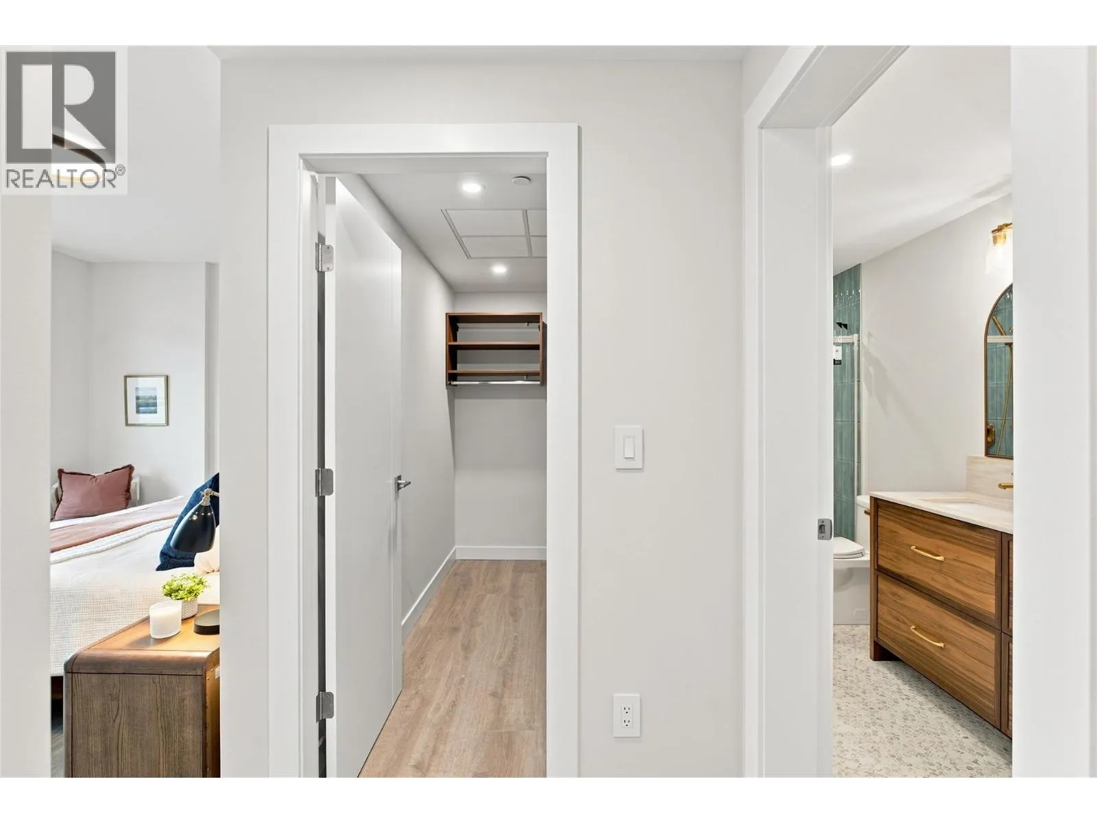 460 Nicola Street Unit# 2005