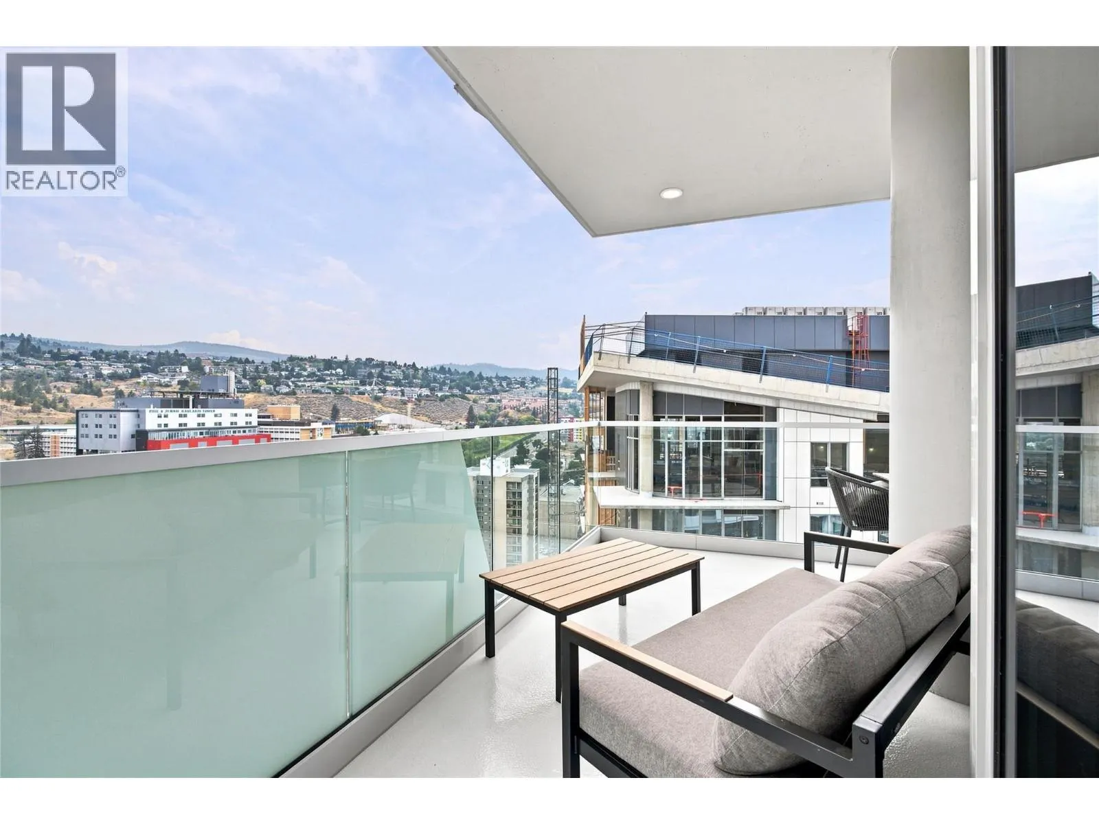 460 Nicola Street Unit# 2005