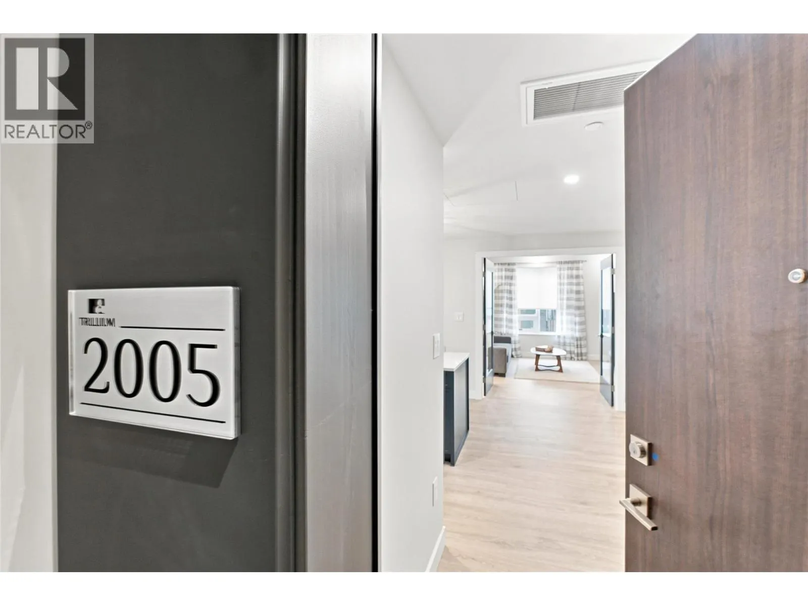460 Nicola Street Unit# 2005