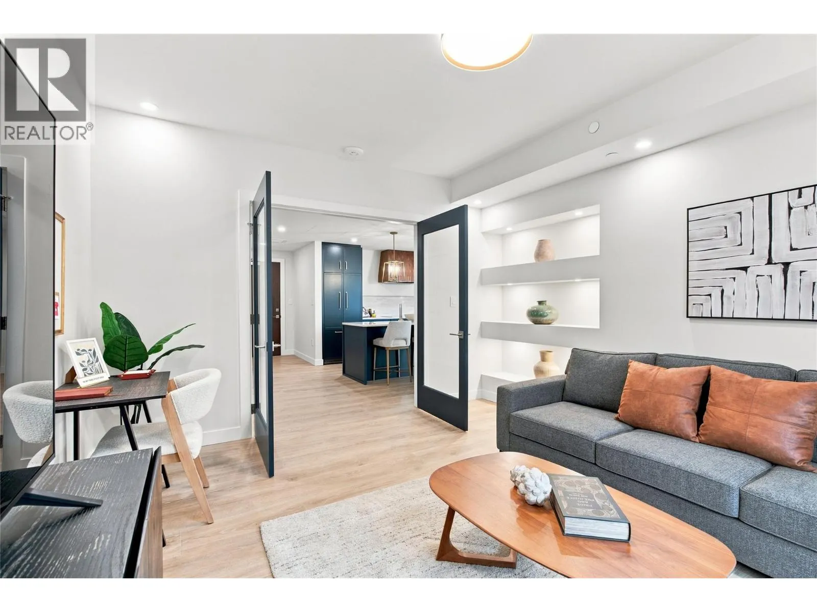 460 Nicola Street Unit# 2005