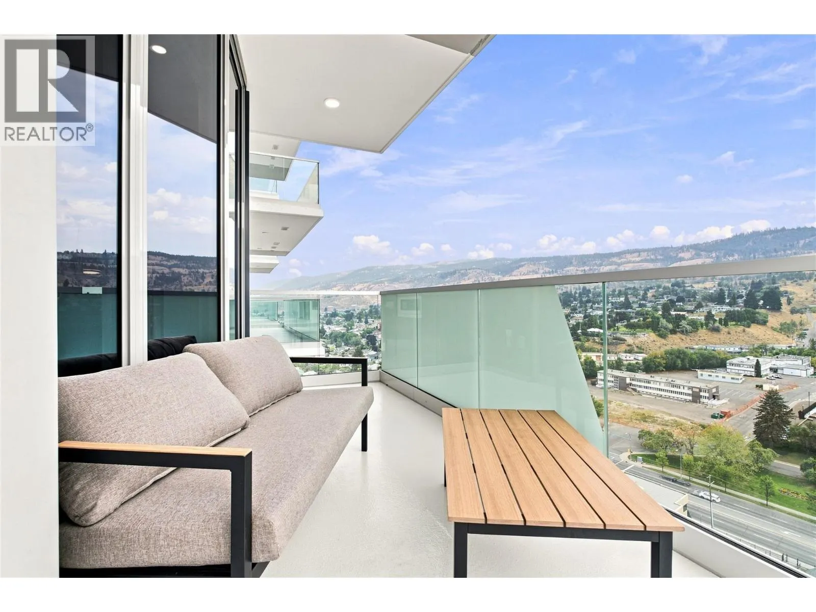 460 Nicola Street Unit# 2005