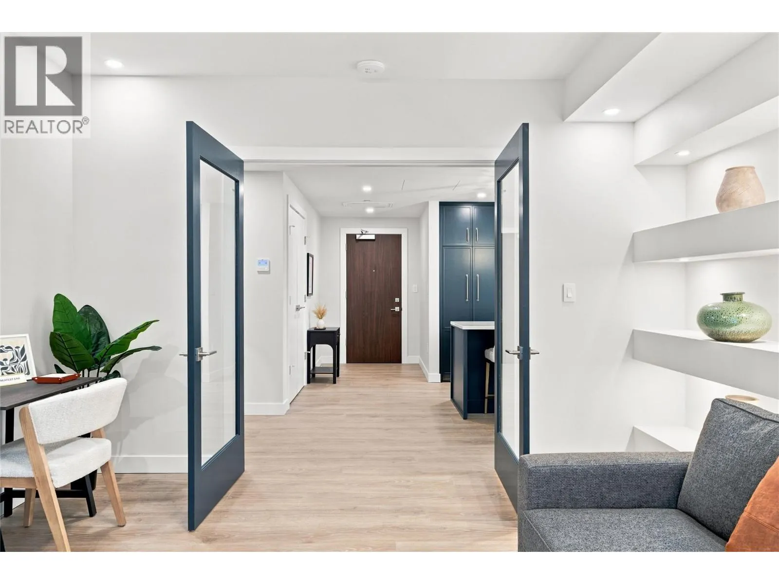 460 Nicola Street Unit# 2005