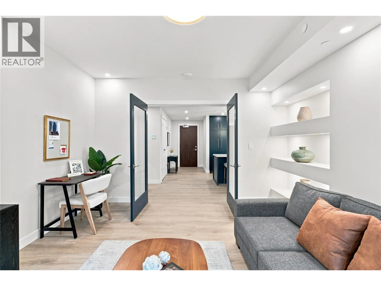 460 Nicola Street Unit# 2005